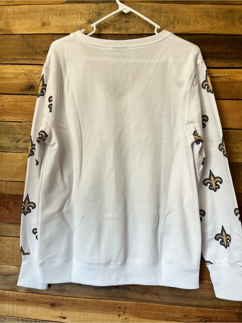 Women's Cuce White New Orleans Saints Sequin Fleece V-Neck T-Shirt Size M - Picture 6 of 7